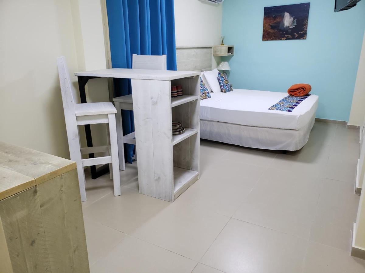 Mustique Suites Curacao Willemstad Exterior foto