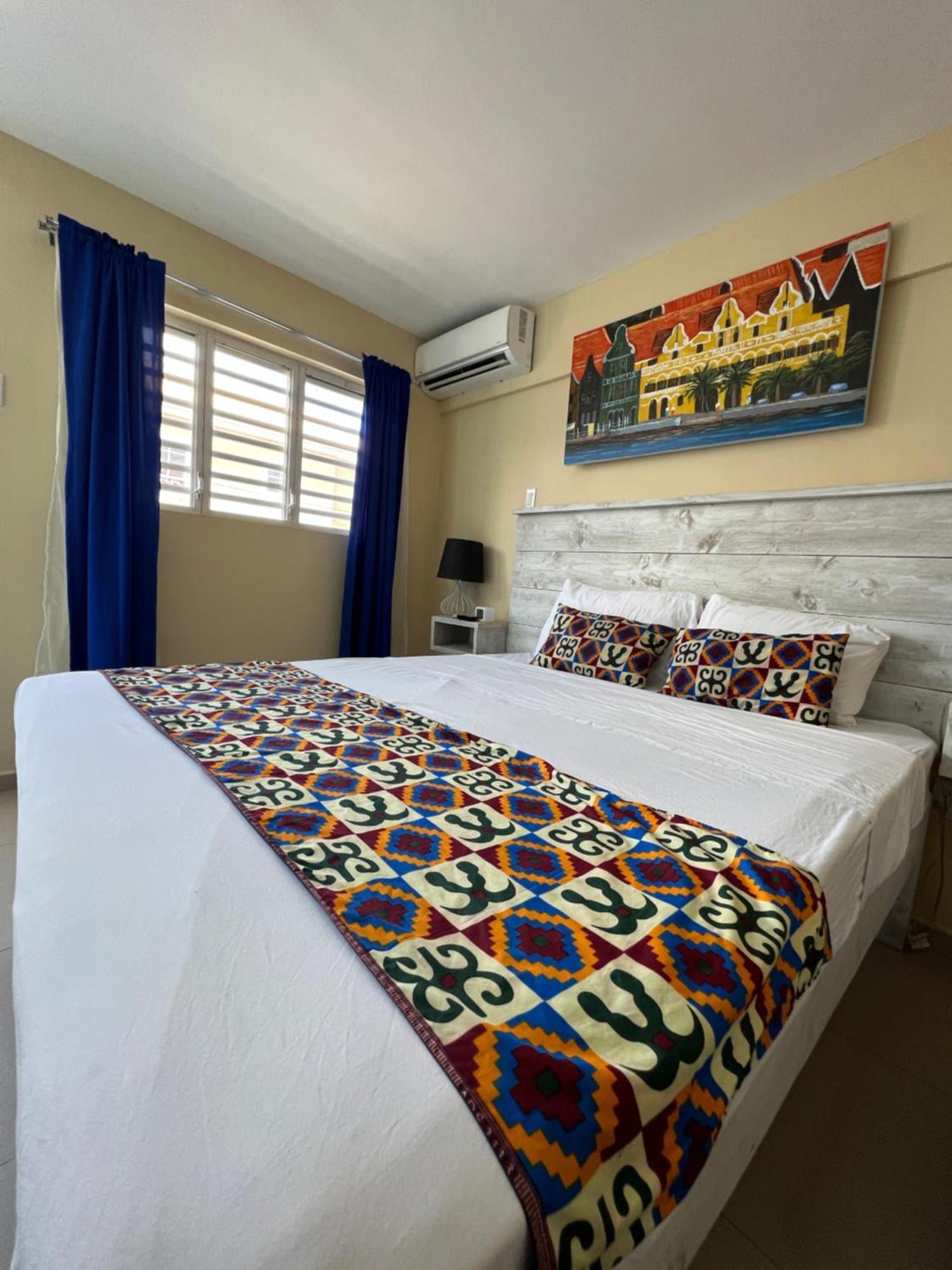 Mustique Suites Curacao Willemstad Exterior foto