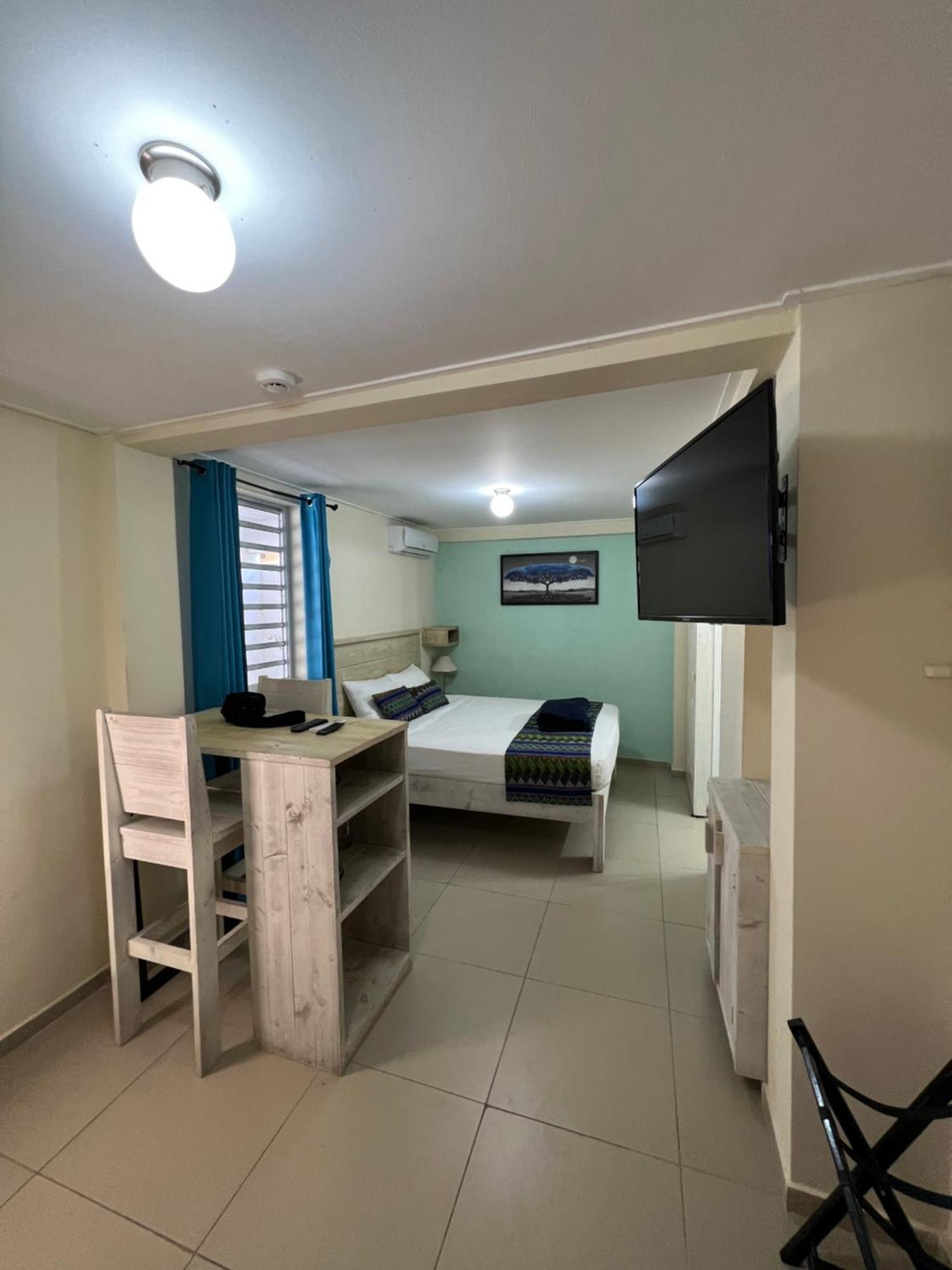 Mustique Suites Curacao Willemstad Exterior foto